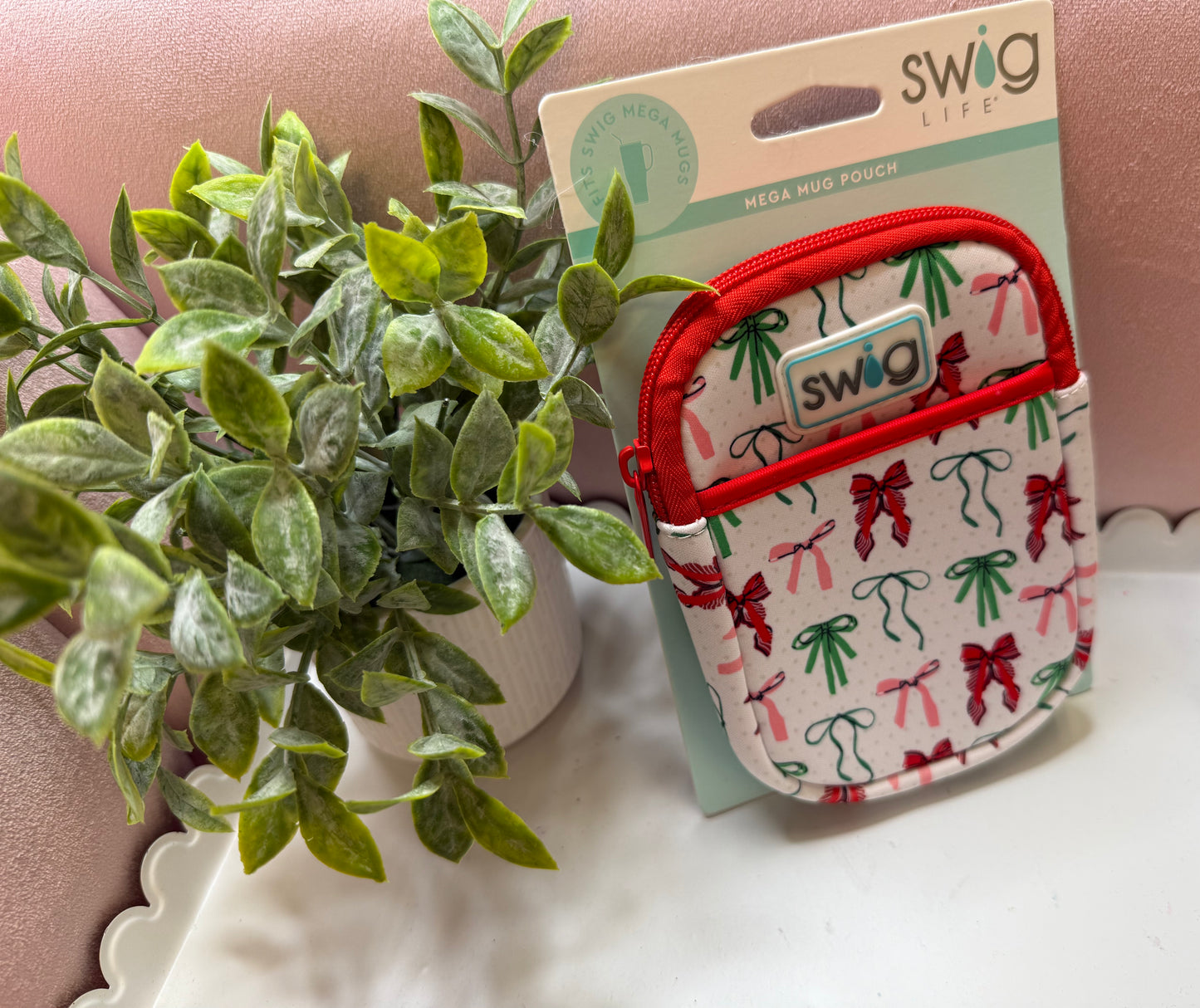 Bow Swig Pouch