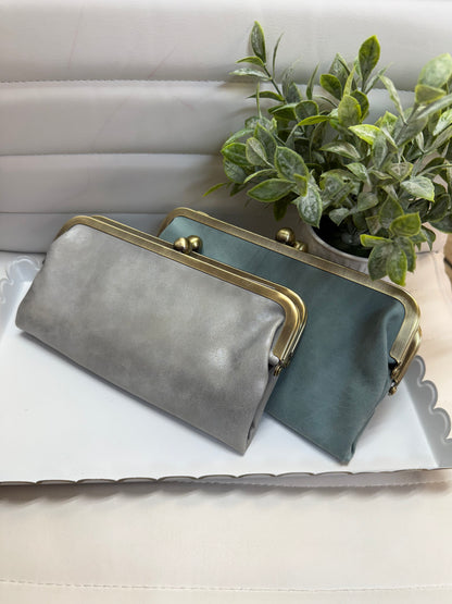 The Alicia Wallet