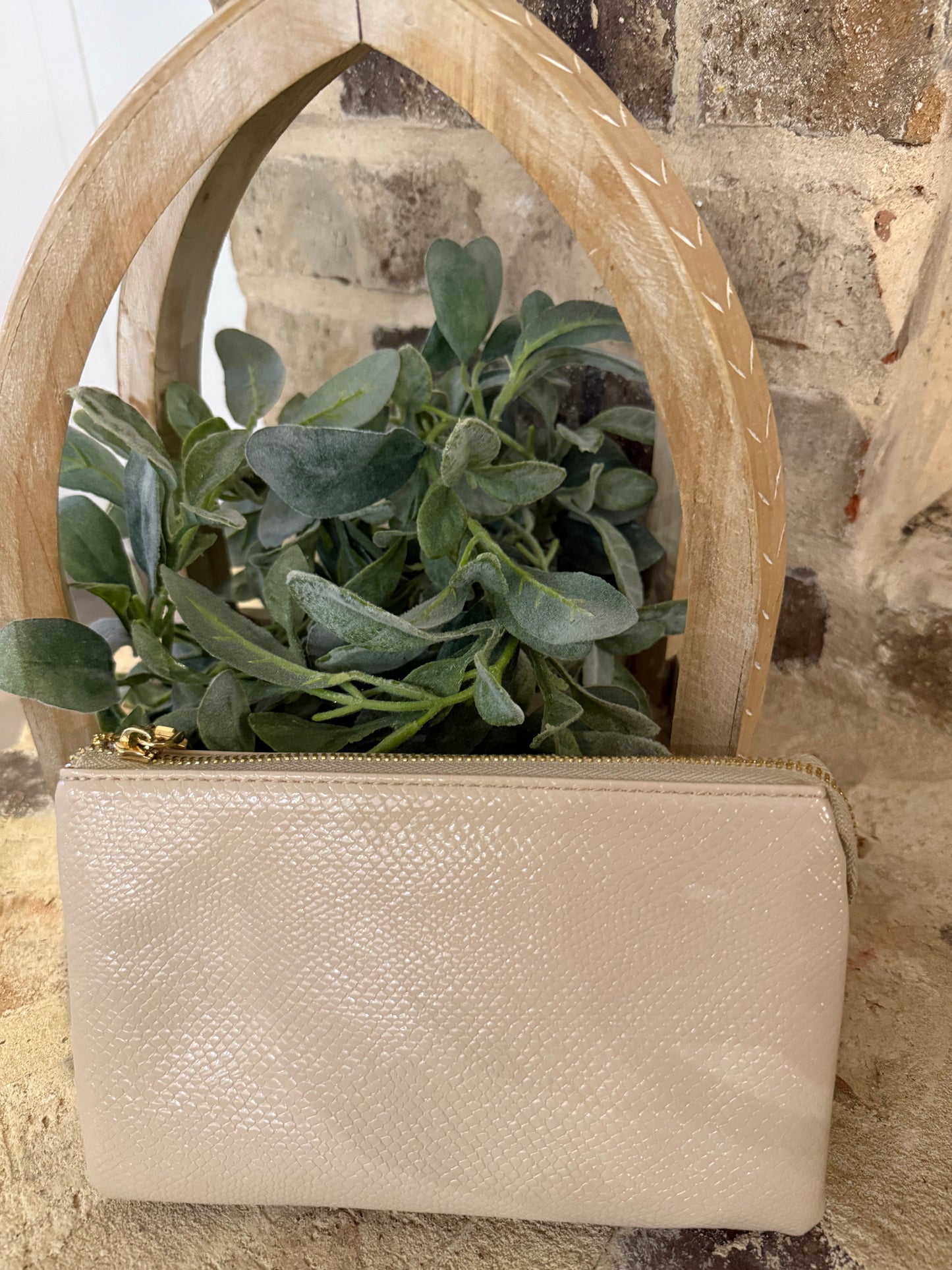 The Marisa Crossbody